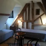 - Le Clos Aux Masques 3* Saint-Pierre-Azif