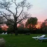- Le Clos Aux Masques 3* Saint-Pierre-Azif