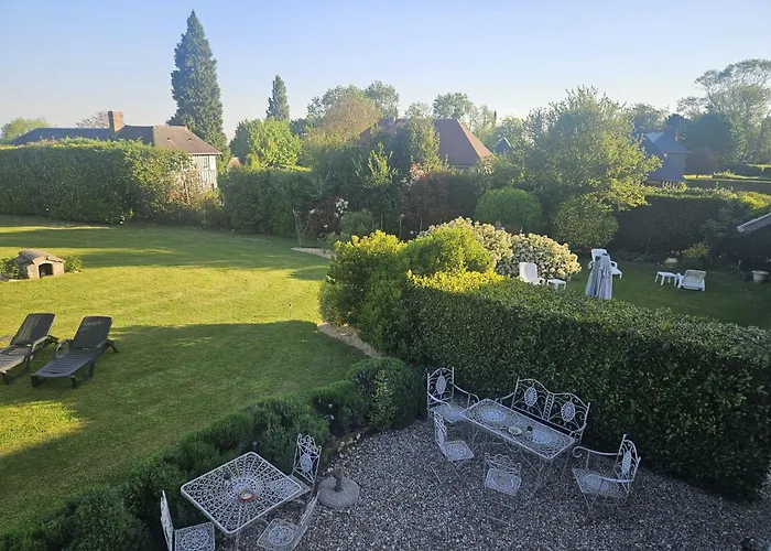 לינה וארוחת בוקר - Le Clos Aux Masques