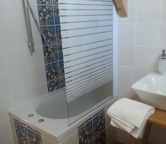 לינה וארוחת בוקר - Le Clos Aux Masques Saint-Pierre-Azif